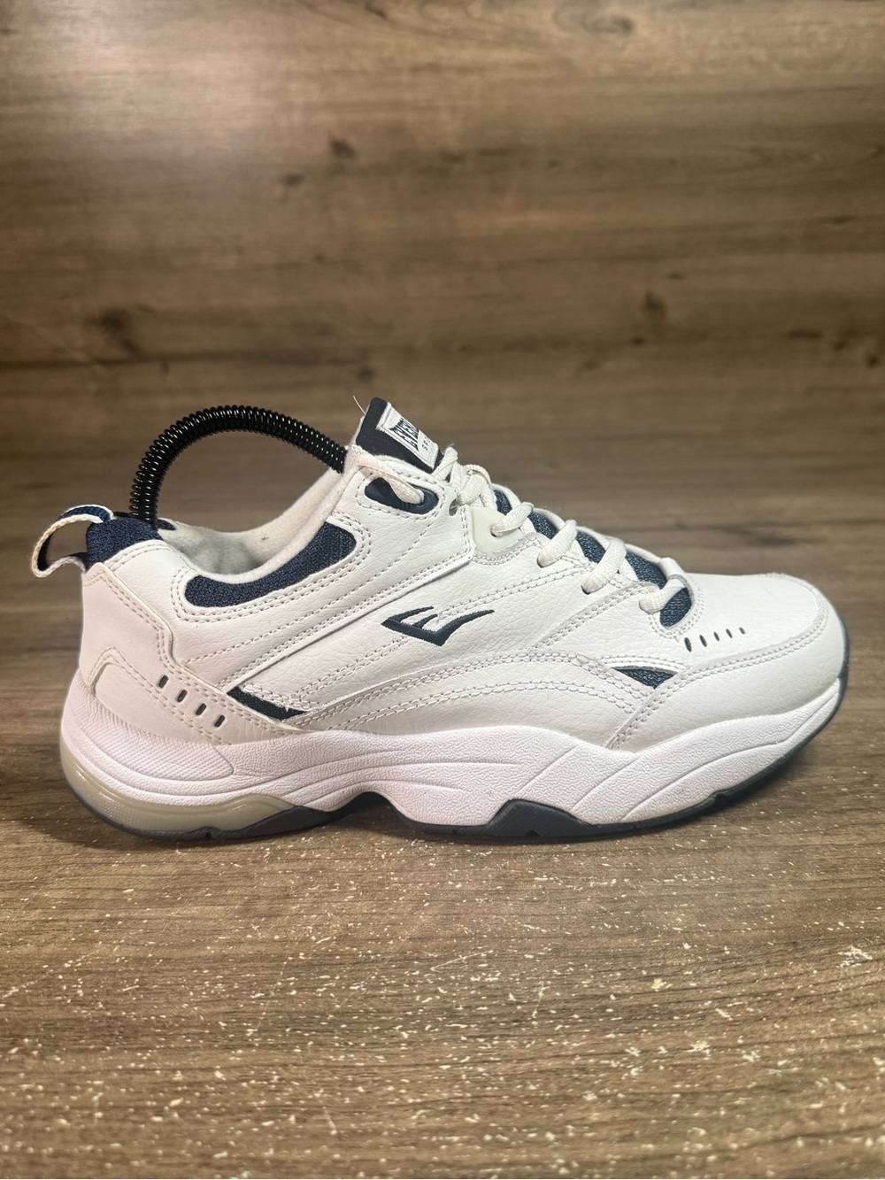Everlast Men’s 7W White Navy Leather Walking Shoes Wide Retro Sneakers